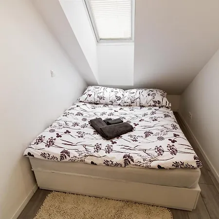 Utulny S Klimou Apartment Pressburg