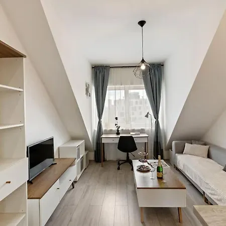 Utulny S Klimou Apartman