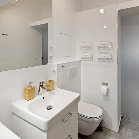 Utulny S Klimou Apartman