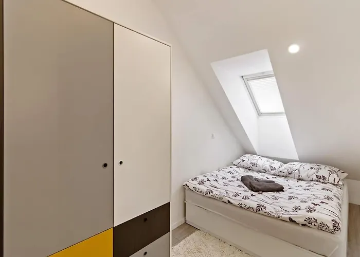 Utulny S Klimou Apartment